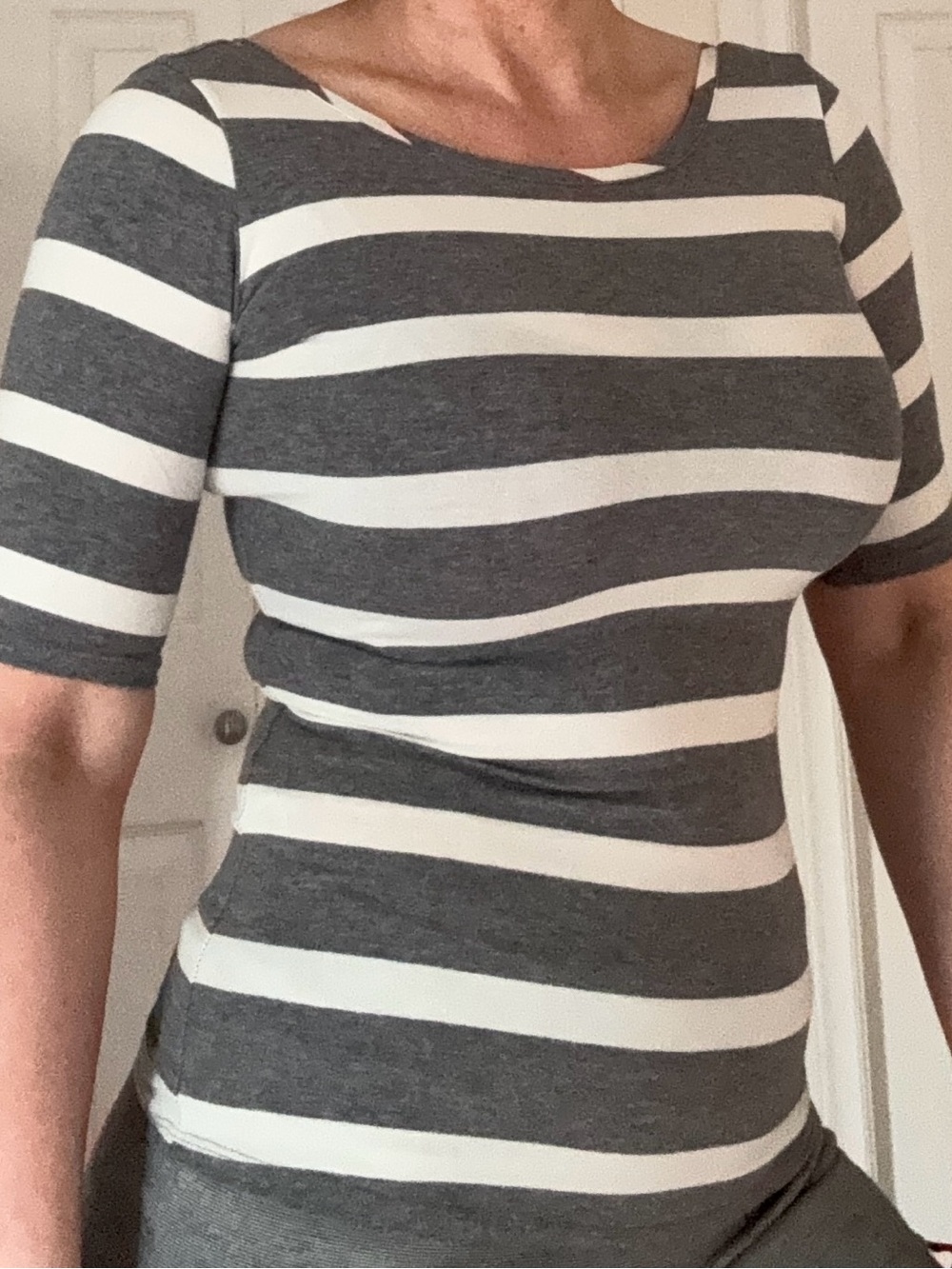 Dynamite Gray & White Striped Short Sleeve Tee